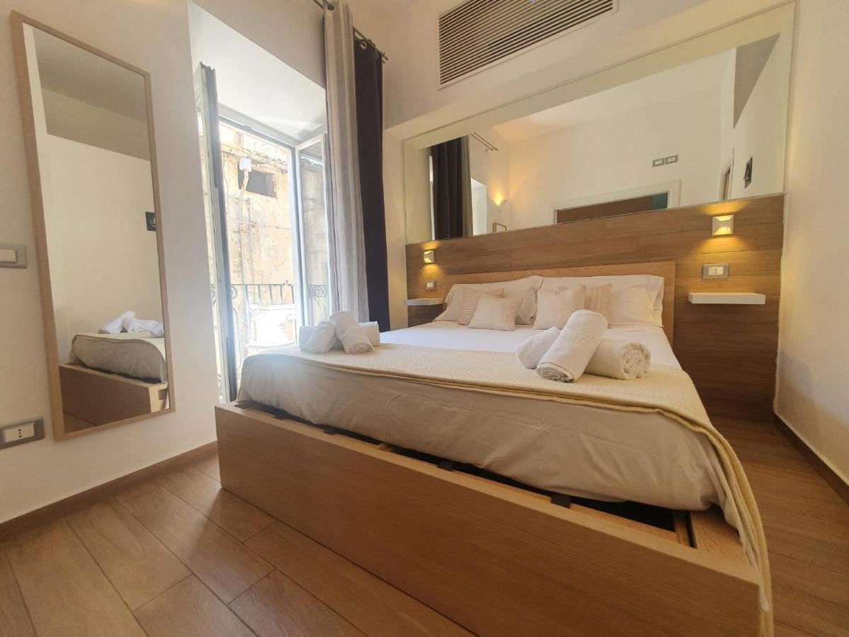Casa Sofia- Fondi Vertice Rooms Екстер'єр фото