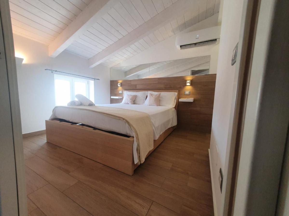 Casa Sofia- Fondi Vertice Rooms Екстер'єр фото