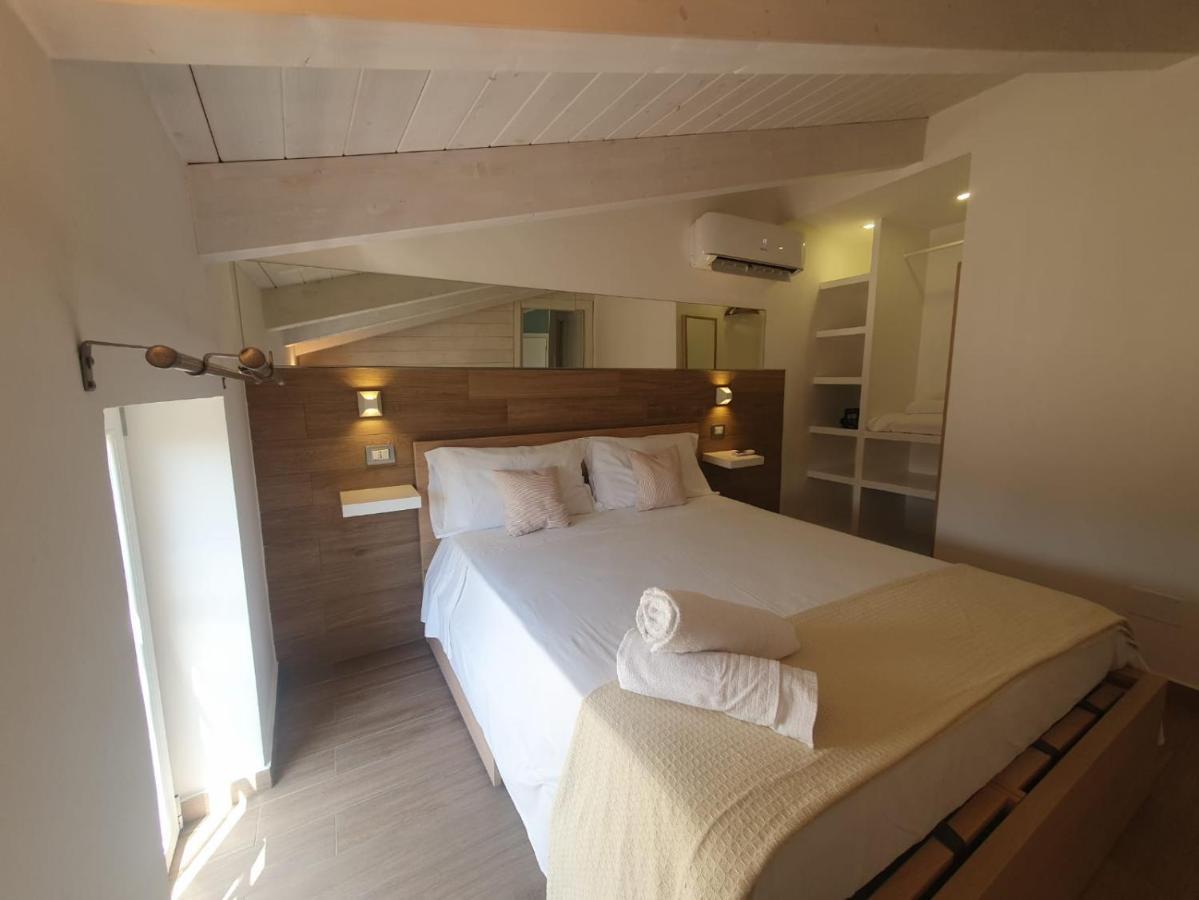 Casa Sofia- Fondi Vertice Rooms Екстер'єр фото