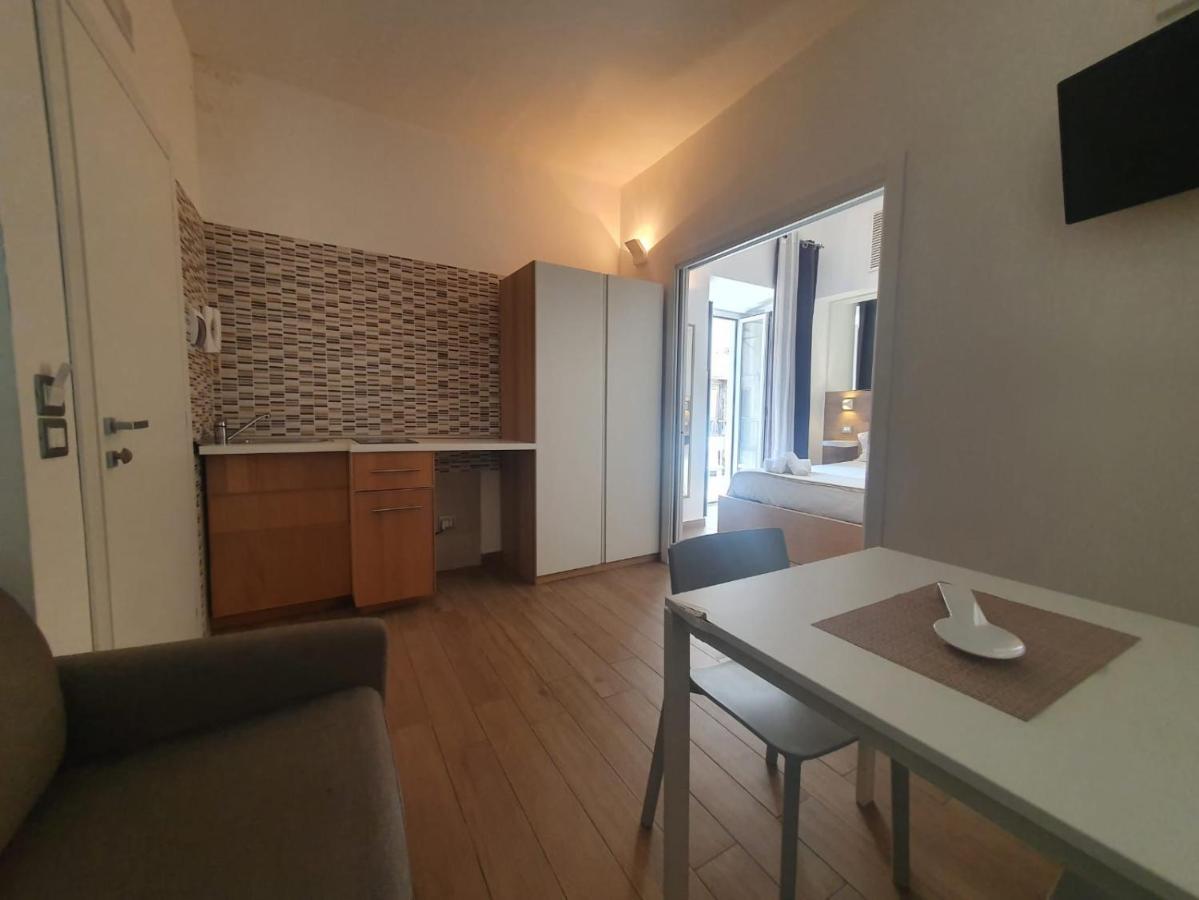 Casa Sofia- Fondi Vertice Rooms Екстер'єр фото