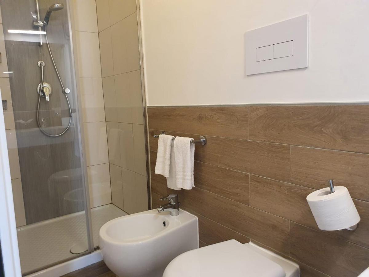 Casa Sofia- Fondi Vertice Rooms Екстер'єр фото