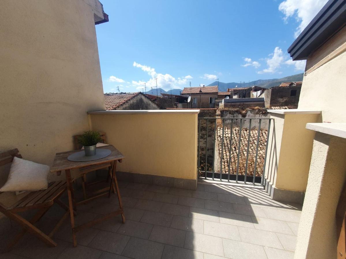 Casa Sofia- Fondi Vertice Rooms Екстер'єр фото